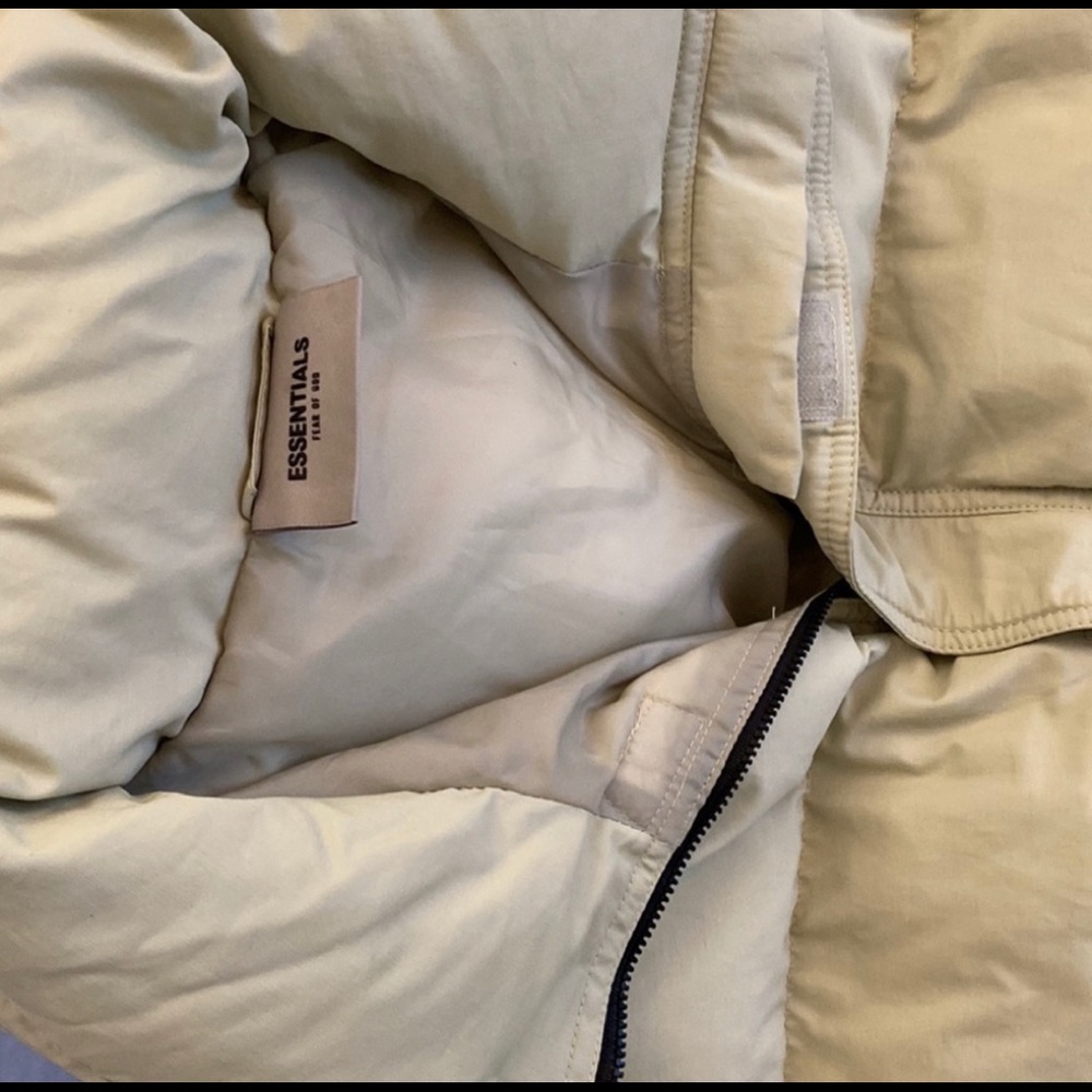 Essentials down jacket - Picture 2 of 4